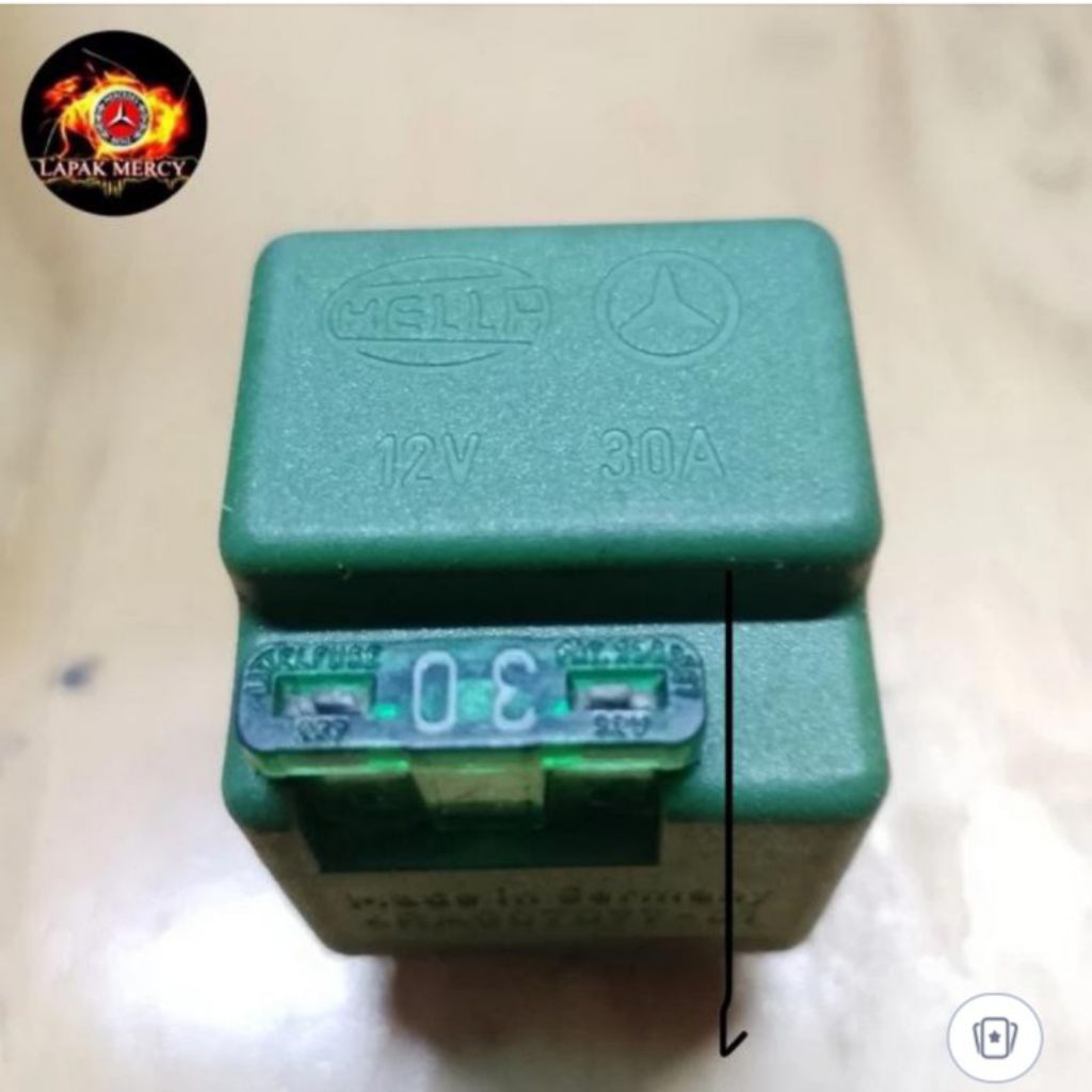 Relay Fuel Pump mercy w124 used part Hella original part