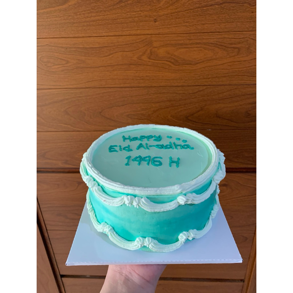 

Cake Ulang Tahun Ukuran 18cm warna hijau ocean / cake hari raya ready Batam vancy cakes / kue ulang tahun / birthday cake / cake ulang tahun request