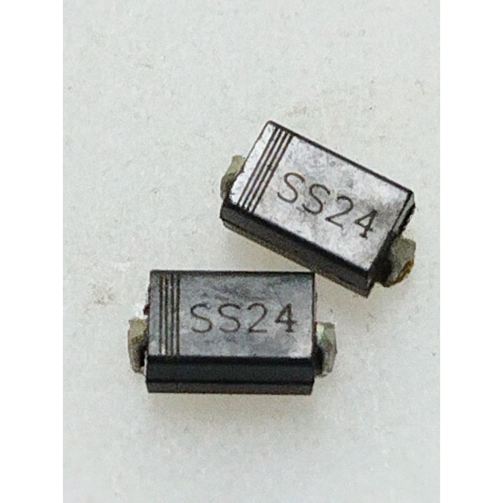 Dioda SMD SS24