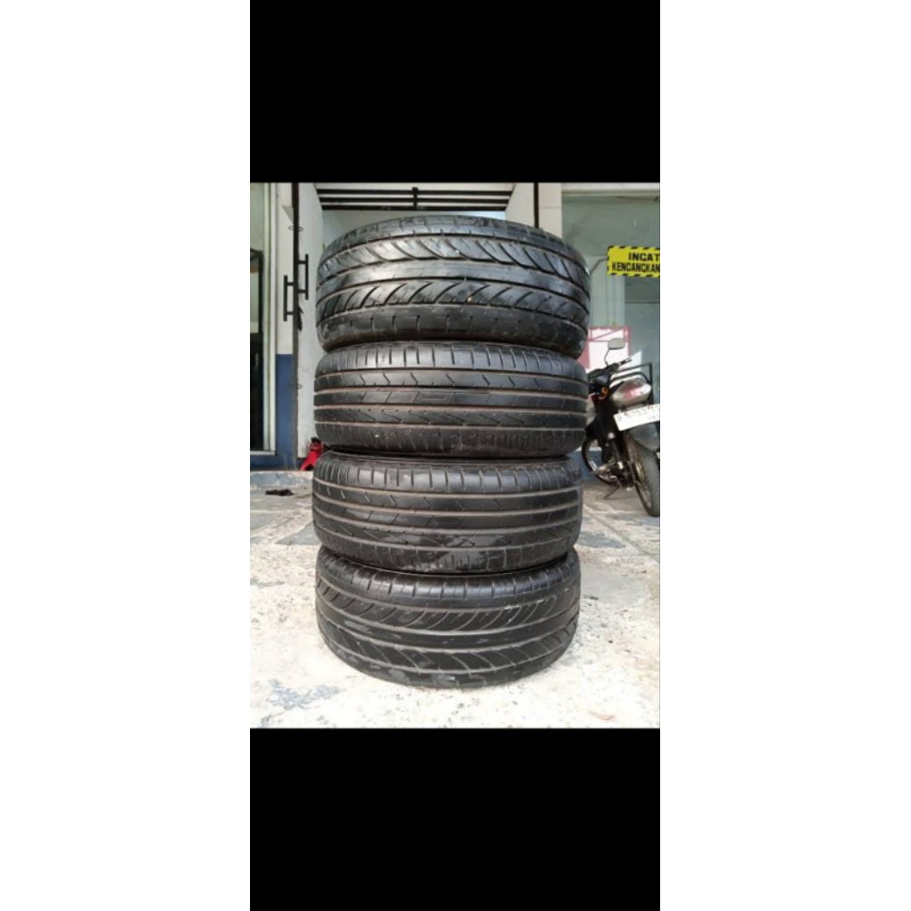 BAN MOBIL SECOUND ban mobil Alphard innova vellfire 235/50 R18