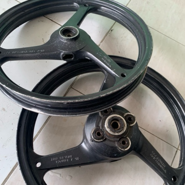 Velg palang 3 Tiger Revo Ori Depan Belakang