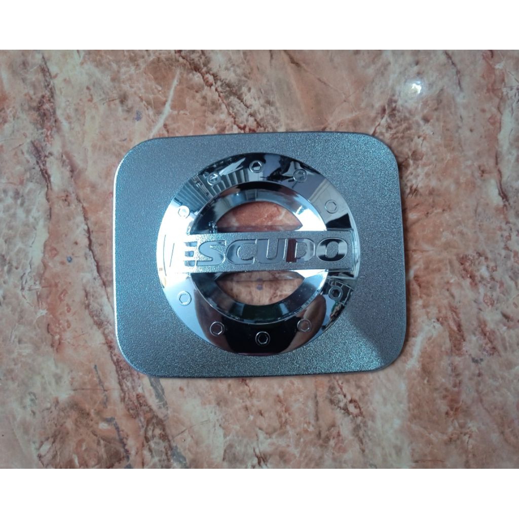 Tank Cover Sporty / Tutup Bensin Mobil Escudo
