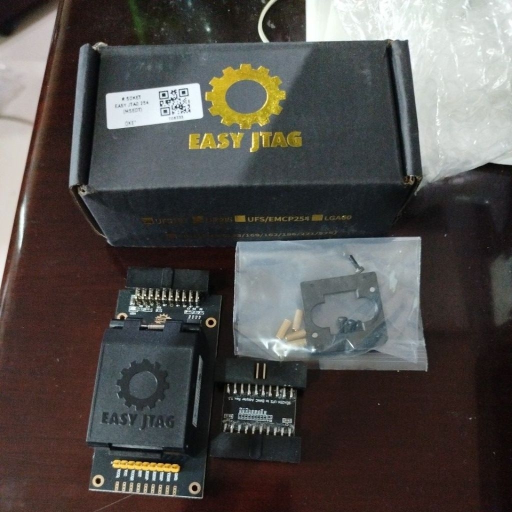 SOKET EASY JTAG 254, 153