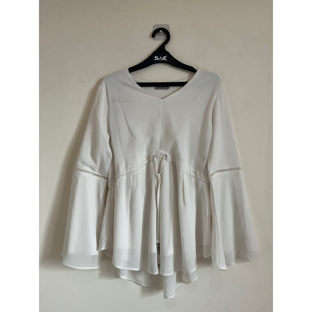 Preloved Zalia Blouse Putih