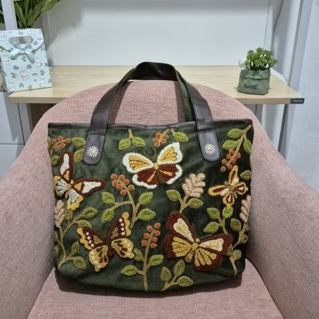 Tas Clelia warna Hijau Army