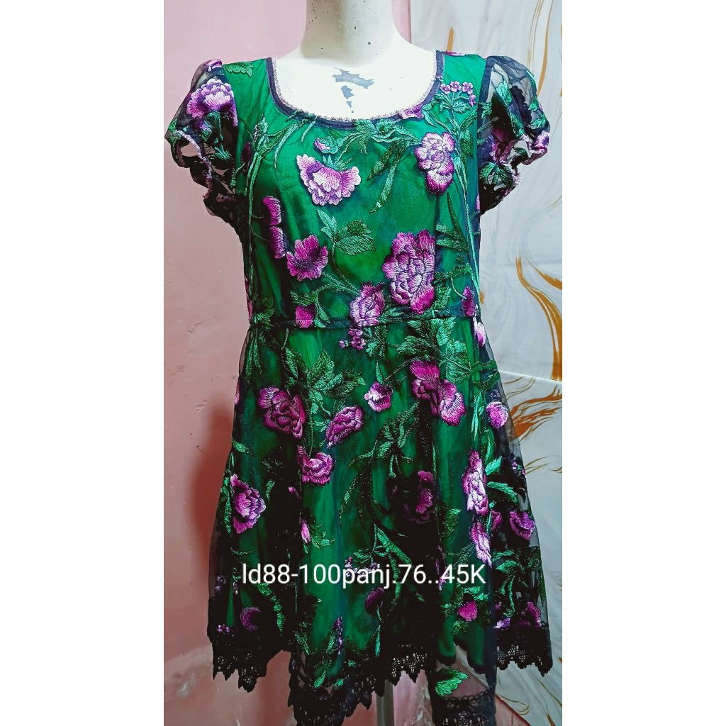 wedding dress second