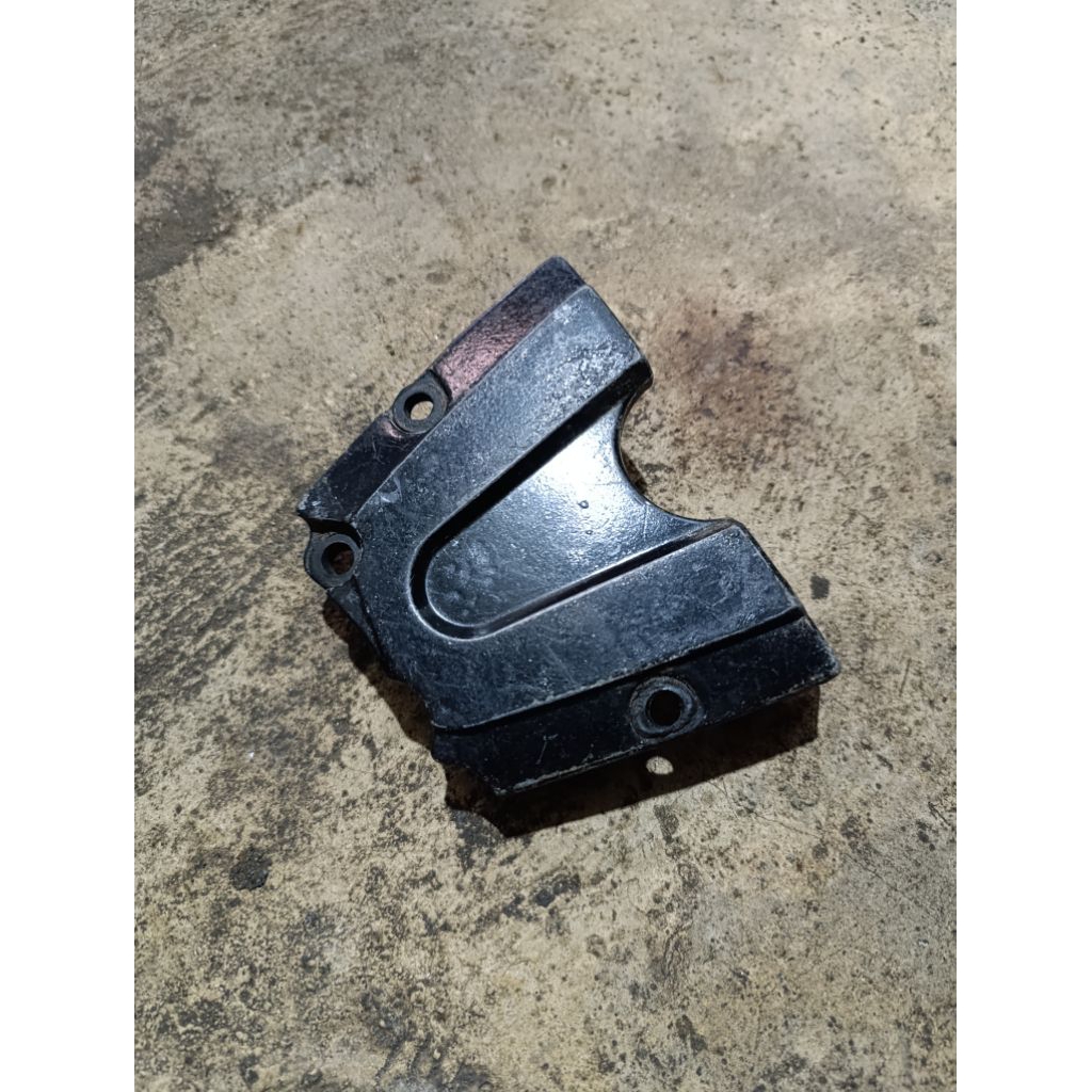 TUTUP GEAR F1ZR TUTUP RANTAI FORCE1 TUTUP RANTAI F1ZR ORIGINAL 2ND