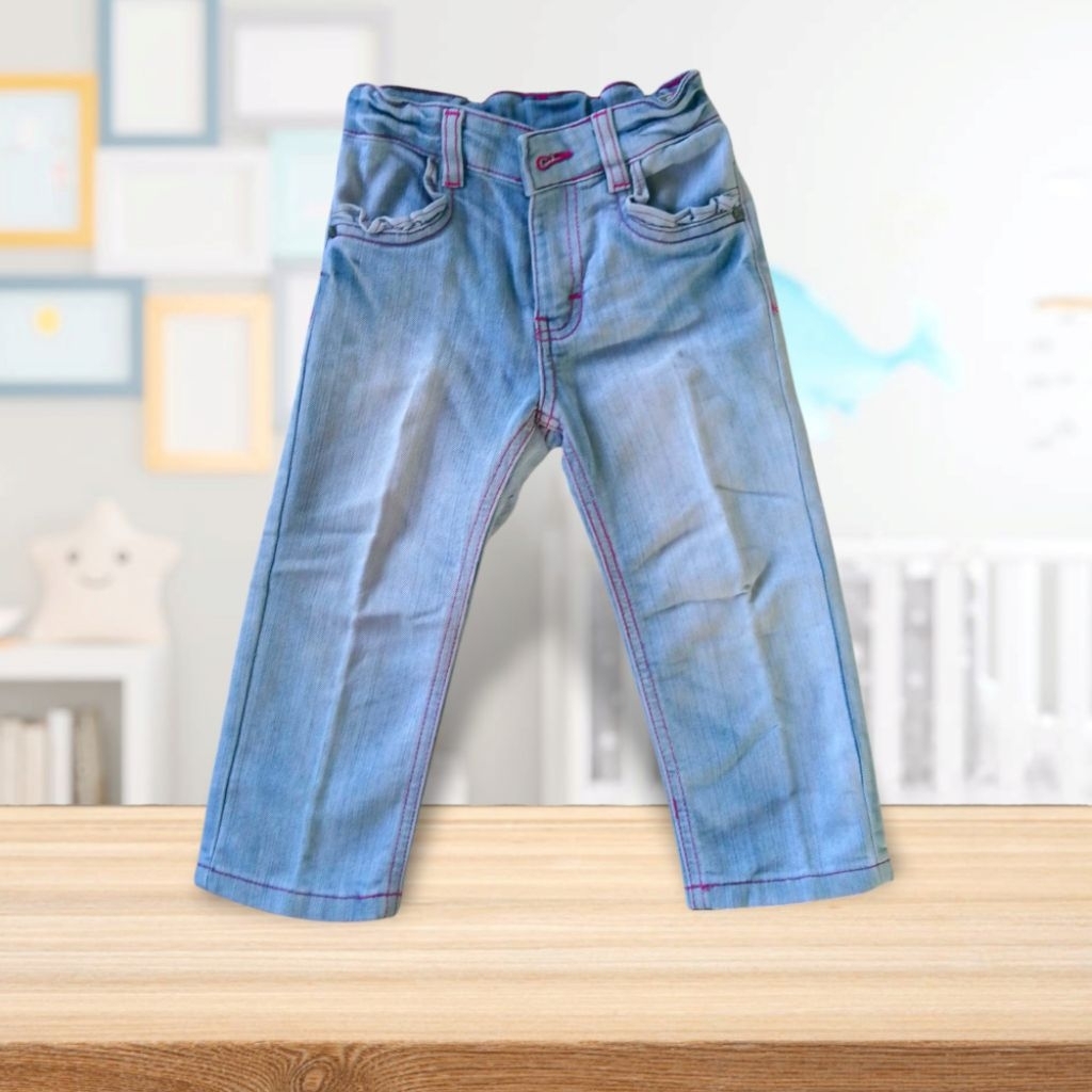 Preloved Celana Jeans Anak Perempuan Looney Tunes