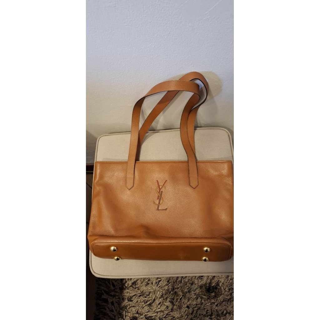 PRELOVED YSL TOTE BAG AUTHENTIC WITH ENTRUPY