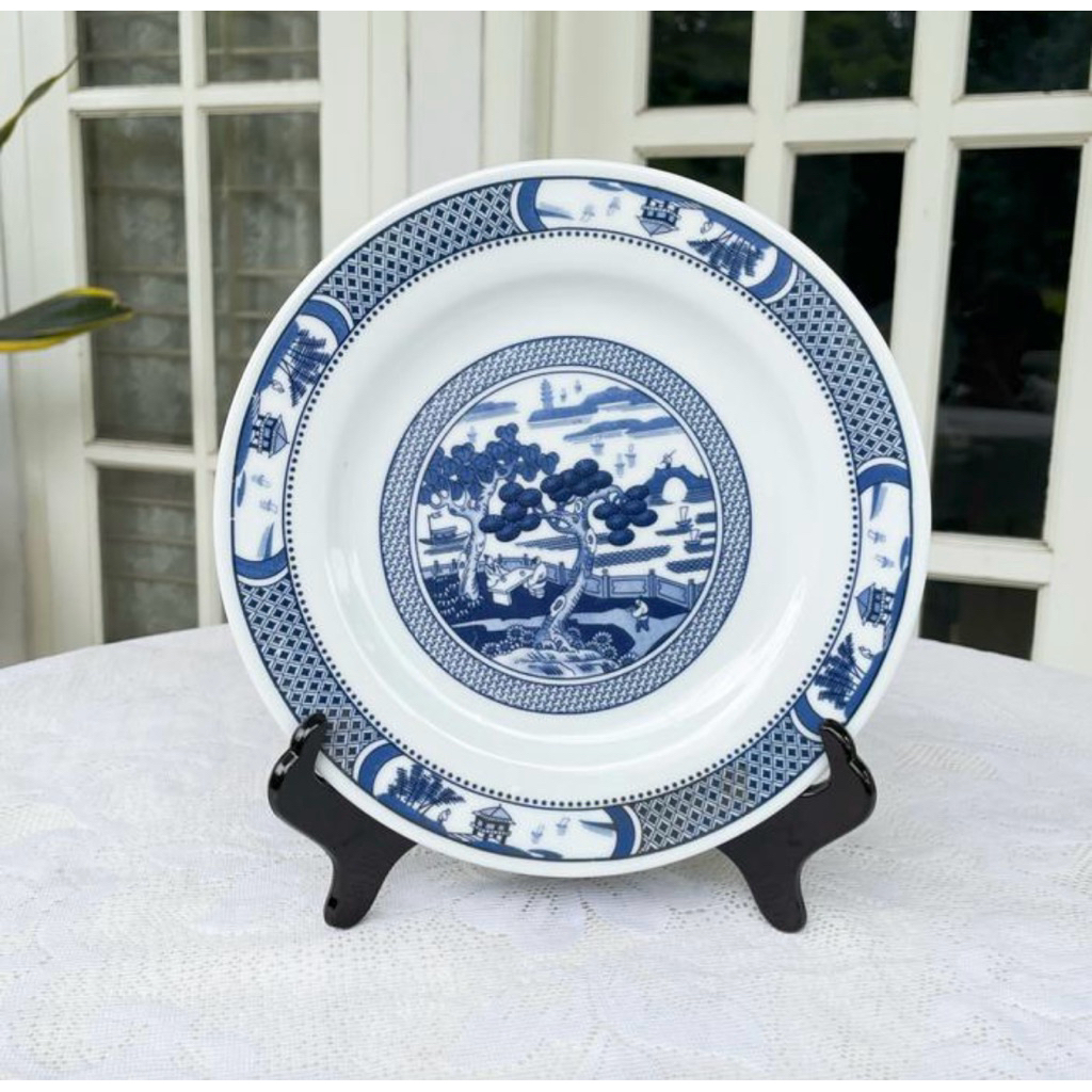 Piring Keramik Biru Putih Willow