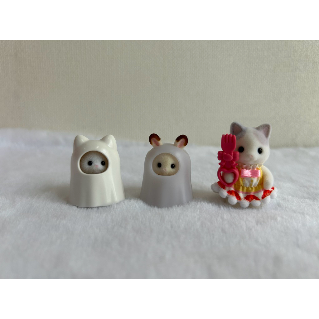 sylvanian families ghost cat