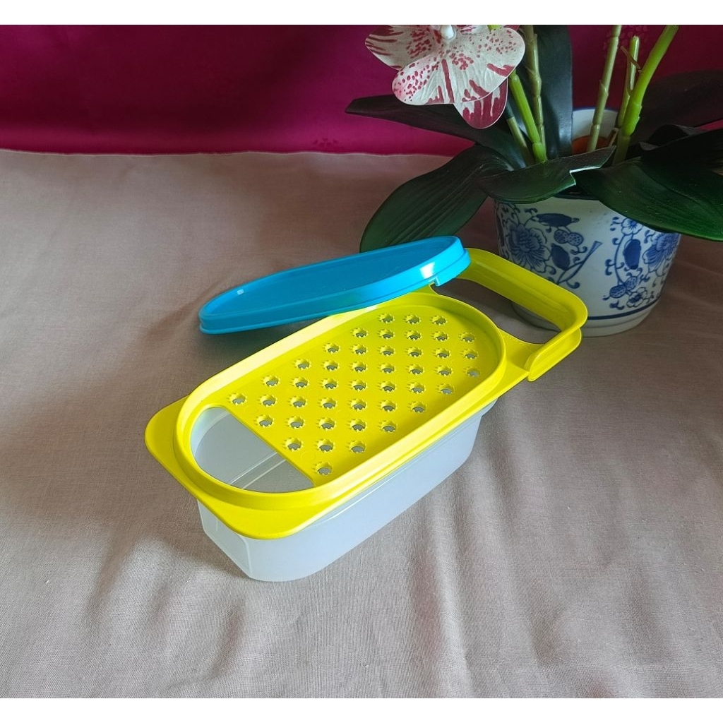 Handy Grater Tupperware