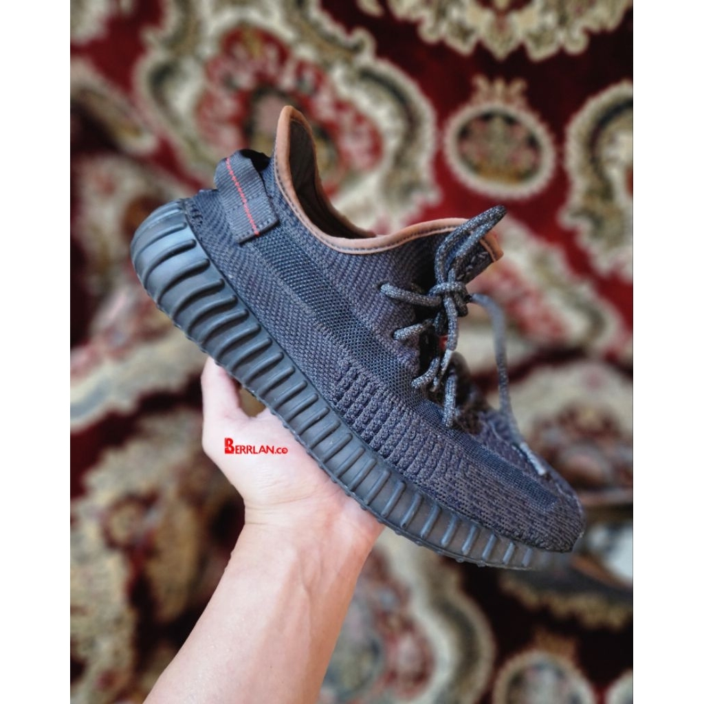 Yeezy Boost 350 V2 Black Non Reflective 100% Original