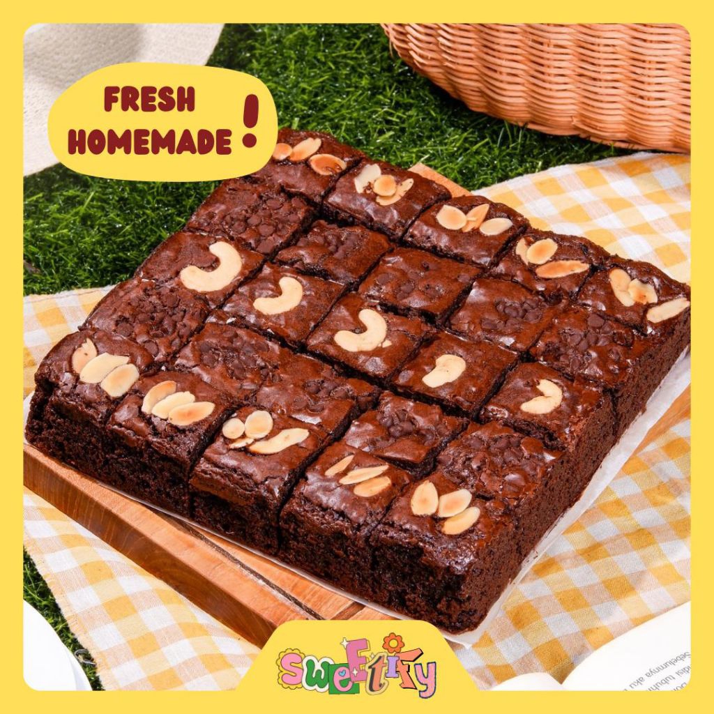 

BROWNIES FUDGY SHINY CRUST / PANGGANG KERING BANDUNG PREMIUM / 20X20 / 20X10 / BRONIS FUDGE