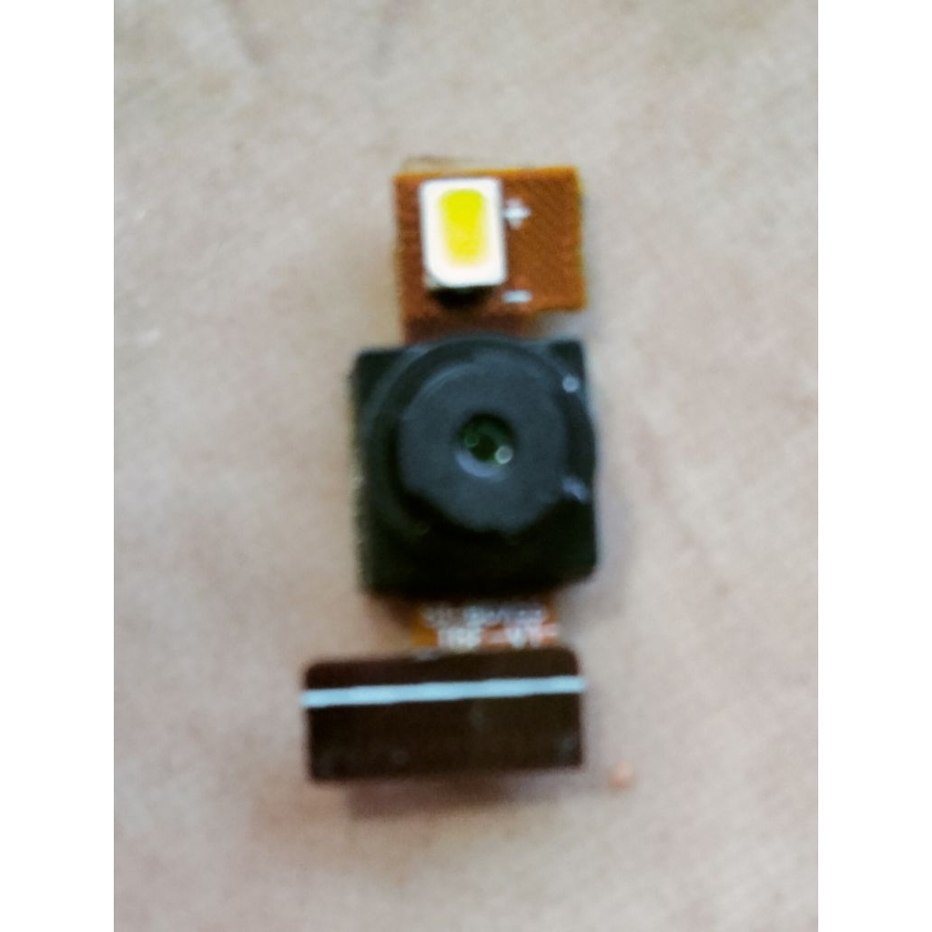kamera depan hp polytron Zap 6(4G 503)