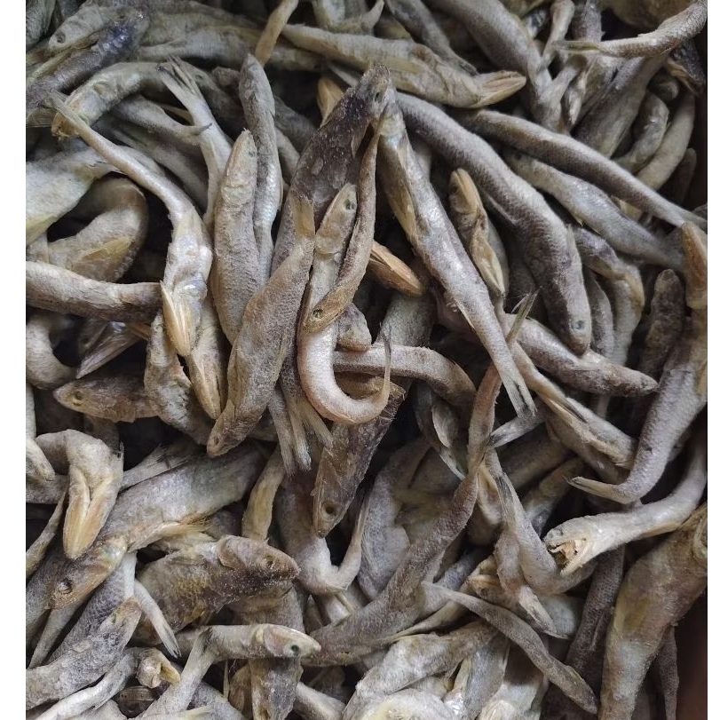 

ikan asin kacang-kacangan kering