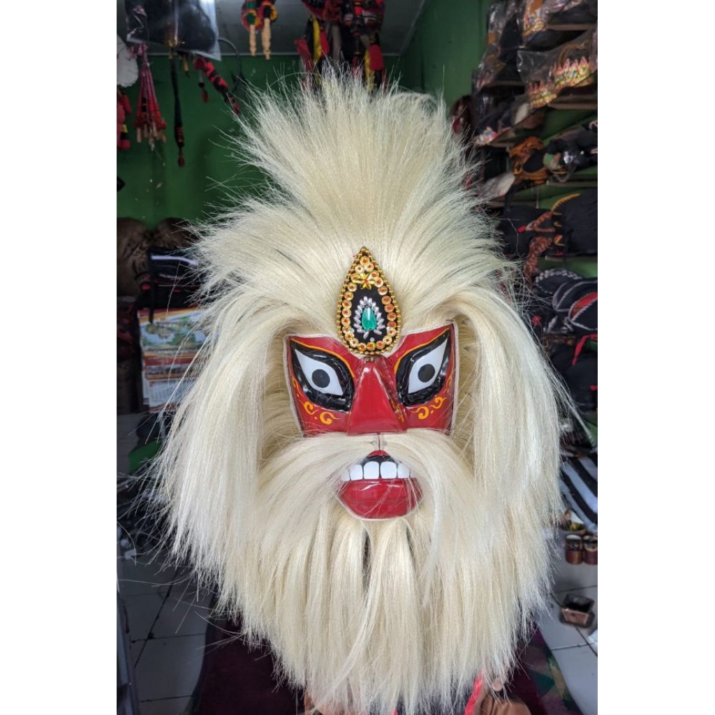 Ganongan Rambut Sintetis