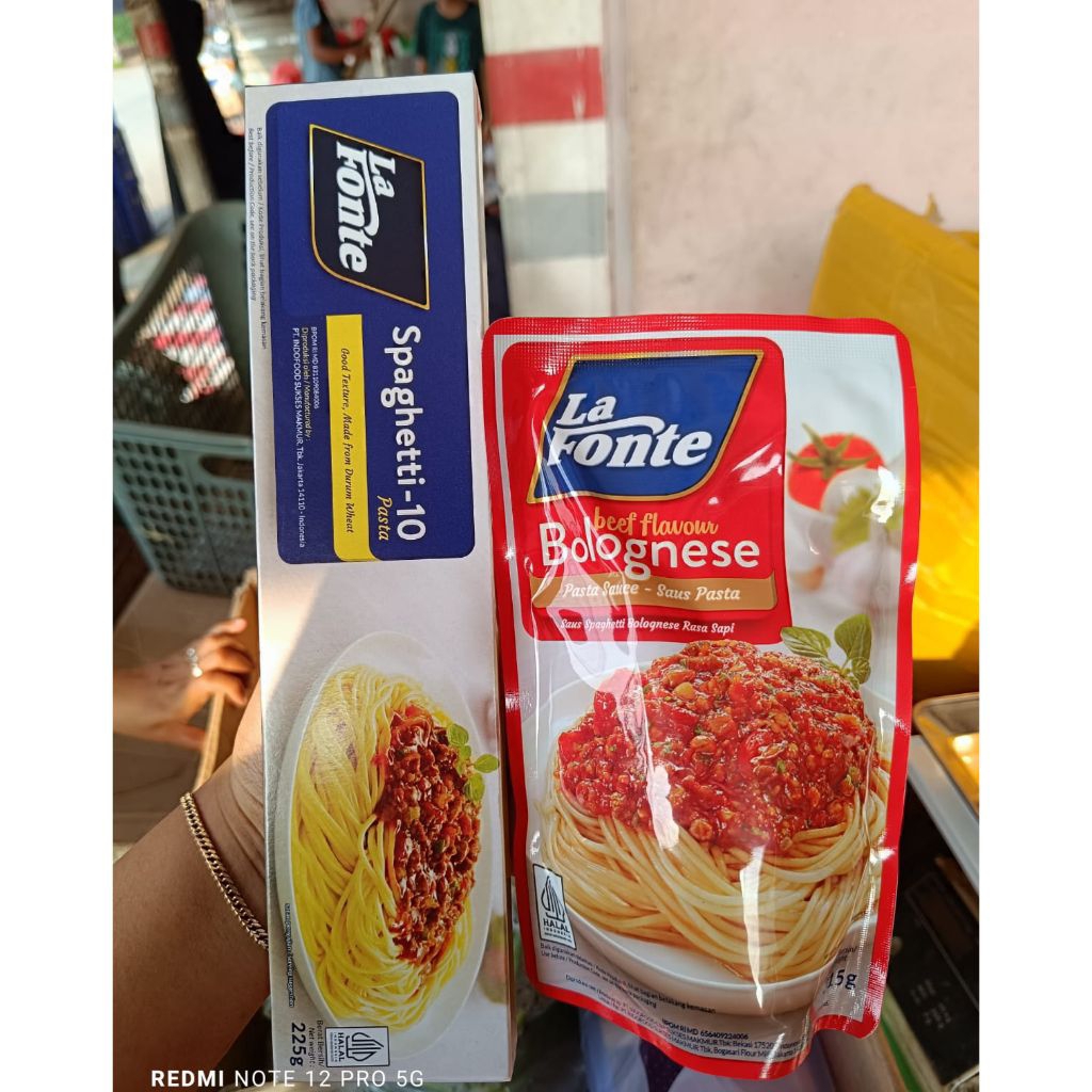 

Paket La fonte Spagetty Bolognese 315gr + Pasta 225gr