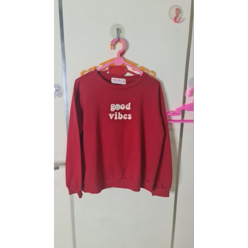 Baju Kaos Bekas Anak Cewek Lengan Panjang Merah Osella Max Usia 8 Tahun