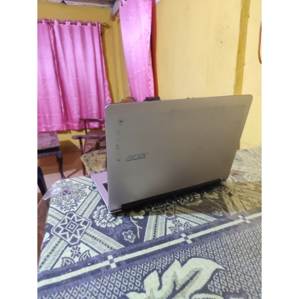 Laptop acer Z476