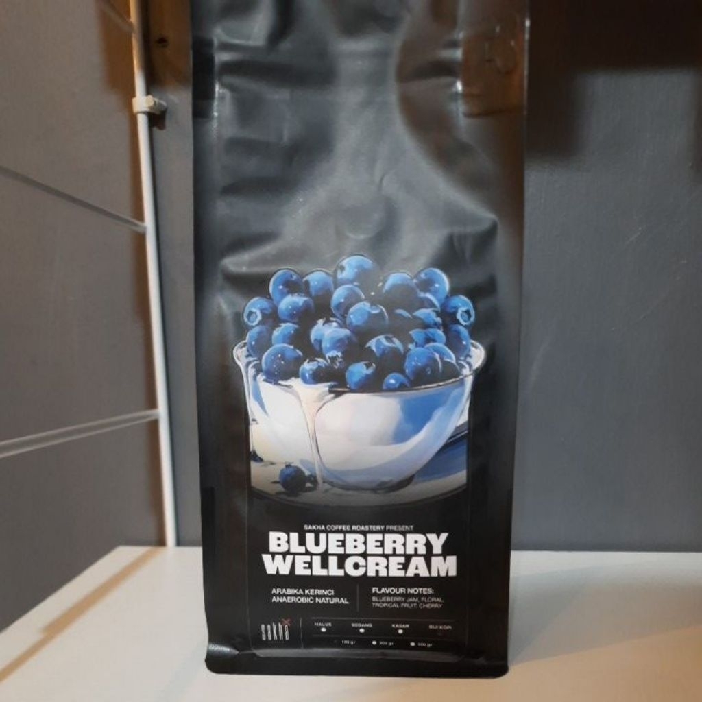 

Kopi Blueberry Wellcream Sakha Coffee Roastery 100gr Biji/bubuk