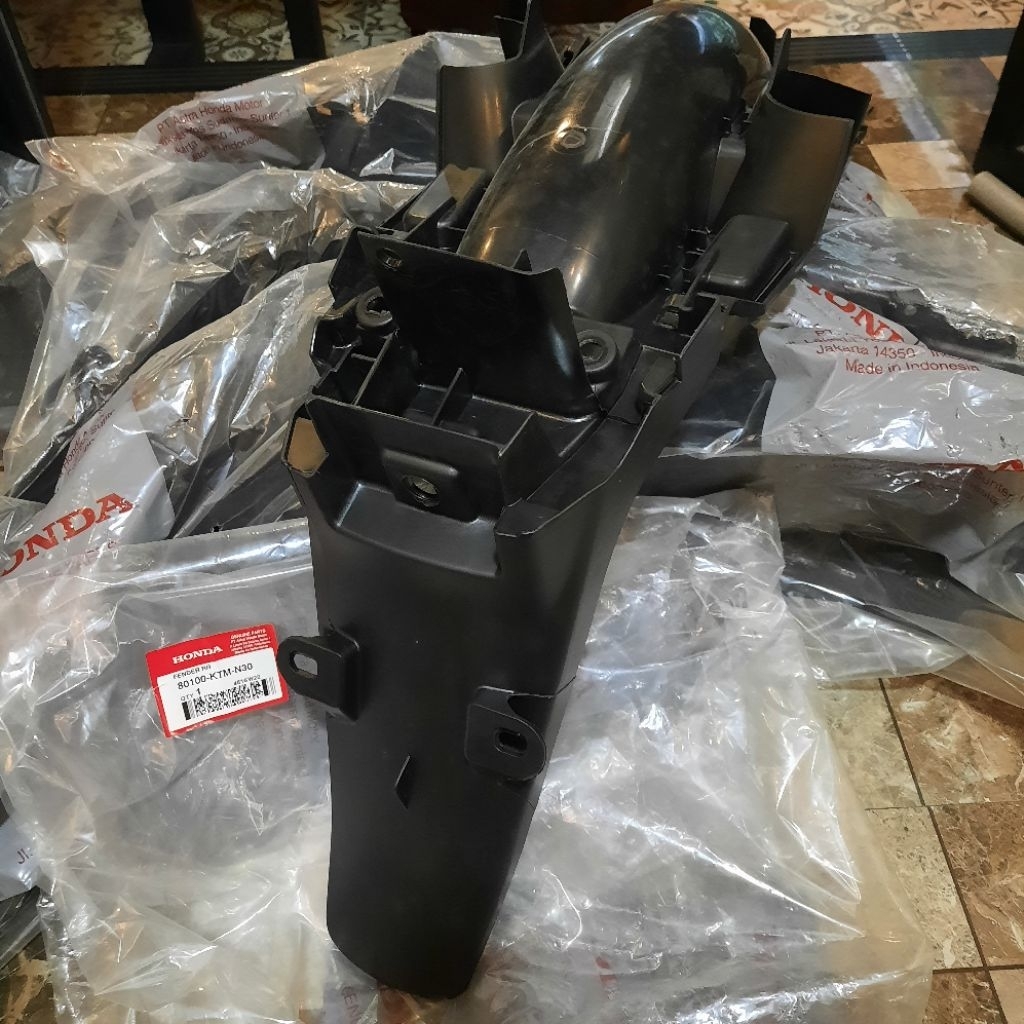 80100 KTM N30 SPAKBOR BELAKANG SUPRA X125 DD CAKRAM ORIGINAL AHM