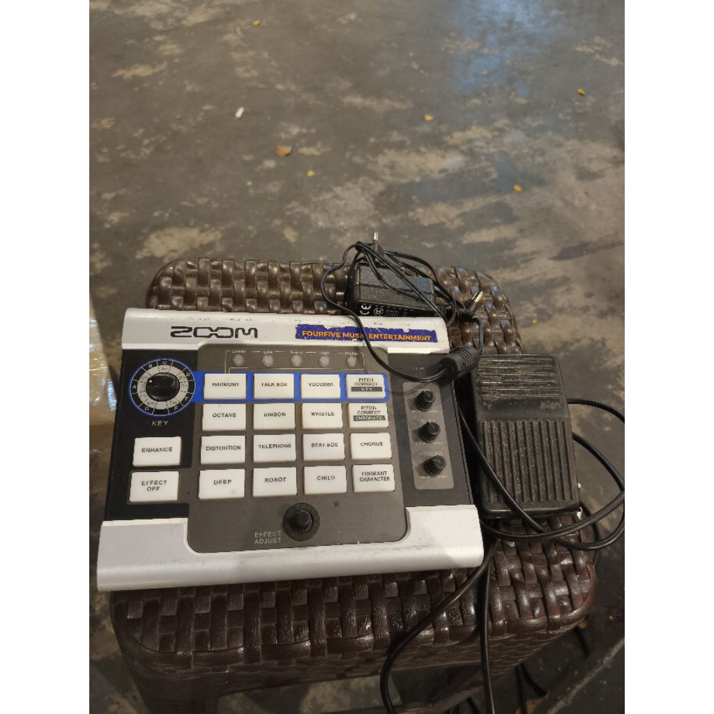 efek vokal harmoni zoom v3