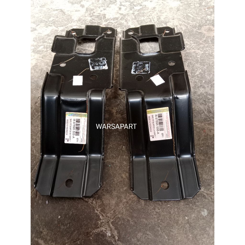 SUPPORT BEMPER/PANGKON BEMPER DEPAN ISUZU GIGA ELF (NMR71) ORIGINAL