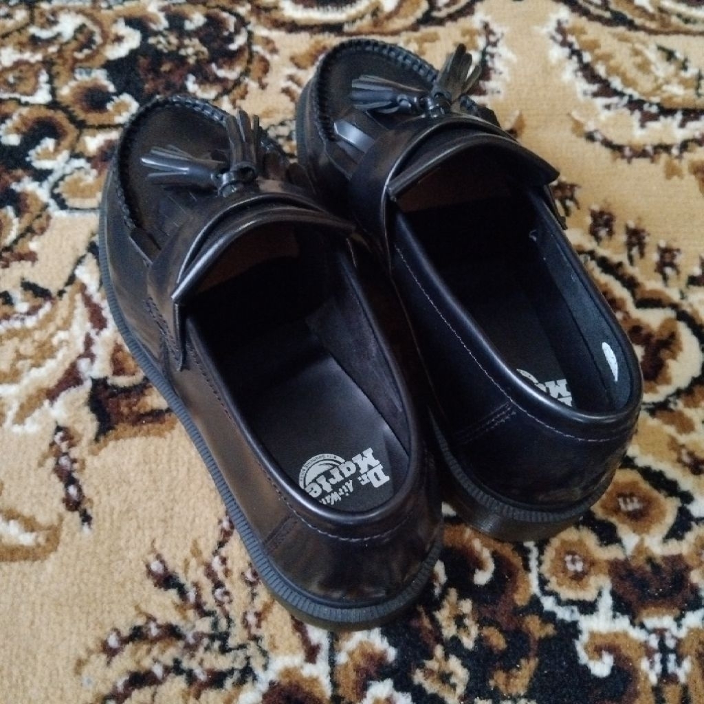 docmart adrian tassel