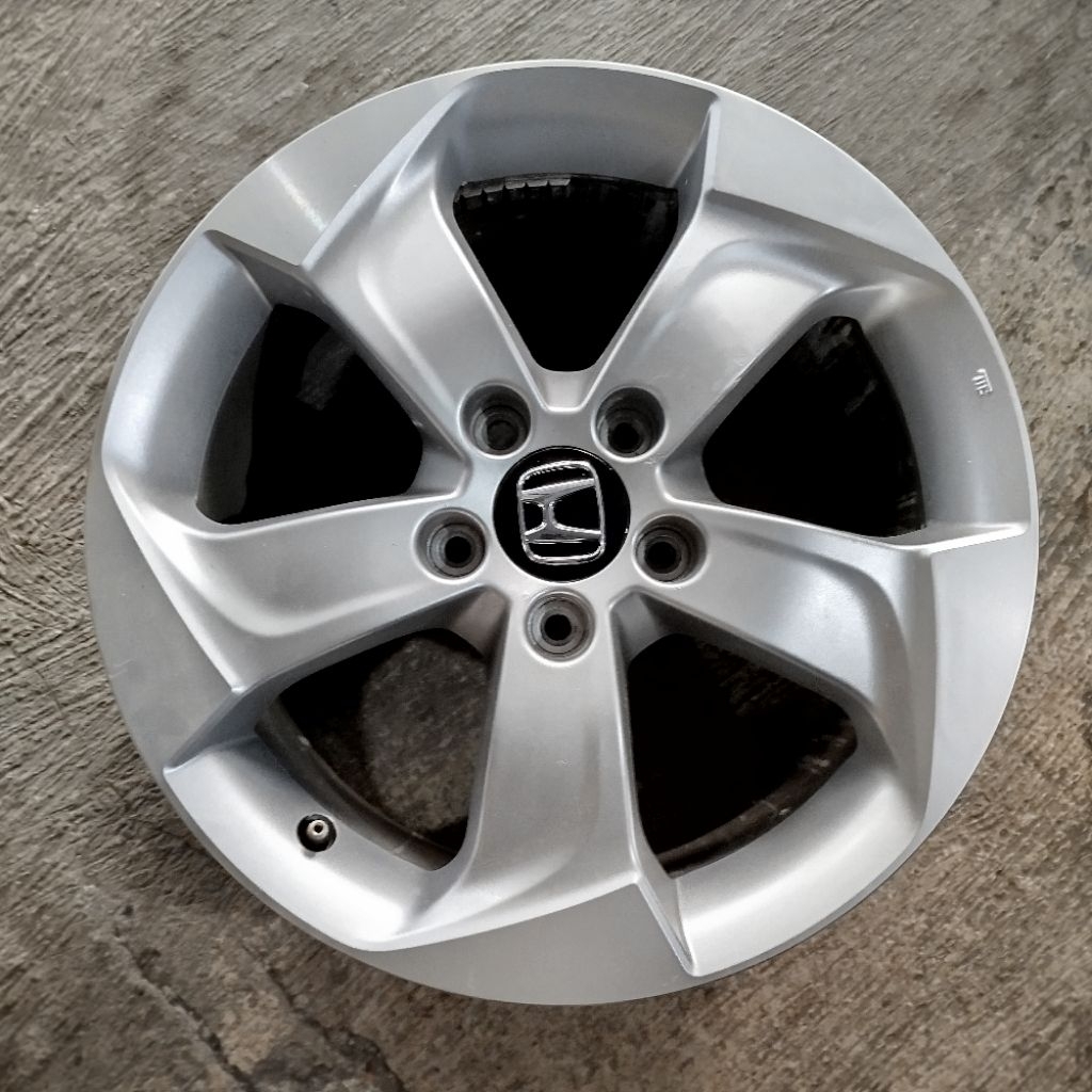 Pelek HRV R17 pcd 5x114. satuan