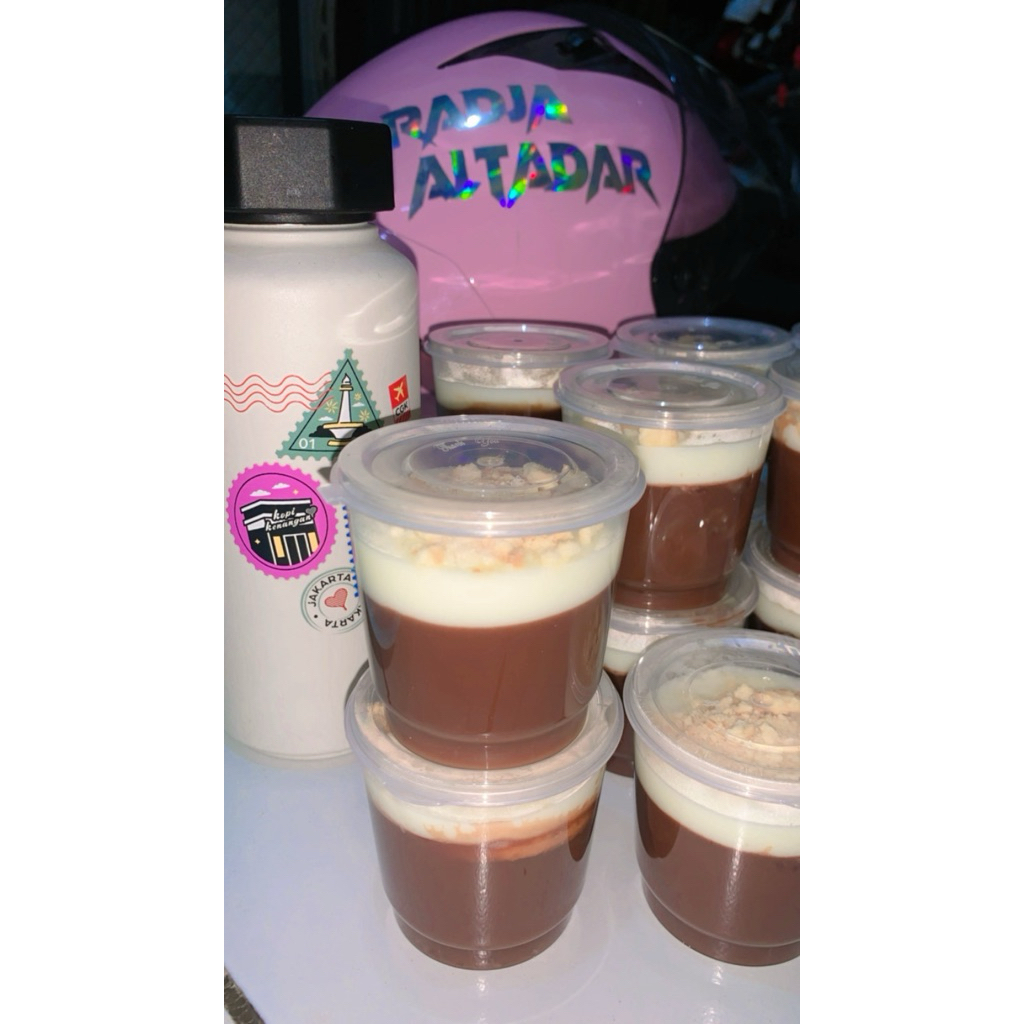 

Puding Coklat Regal 150 ml (same day)