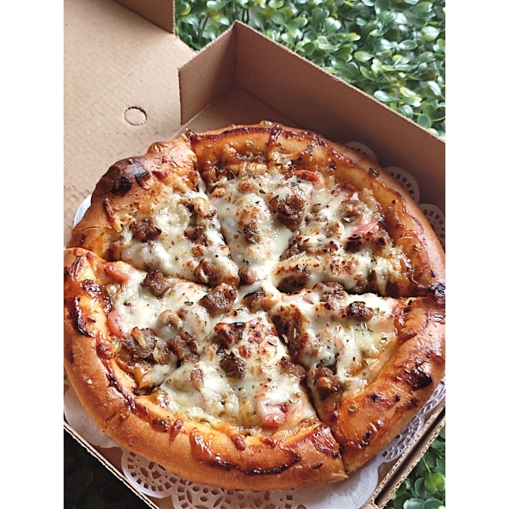

Pizza Meat Lovers