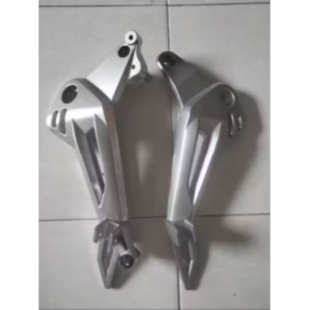 Power Footstep Belakang Supra X 125 New DD Dudukan Step Belakang Supra X 125 New Doble Disc