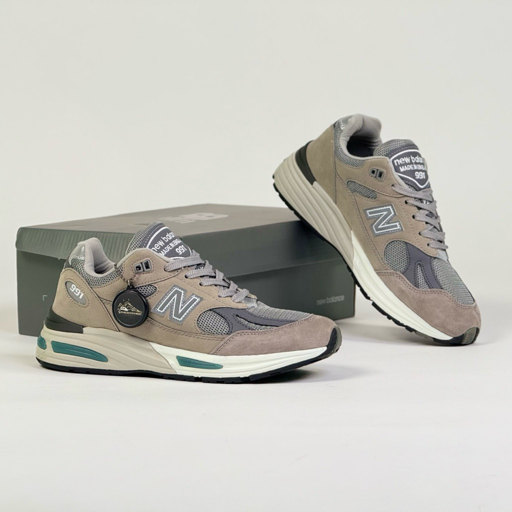 New Balance 991 V2 Made In England Dark Grey