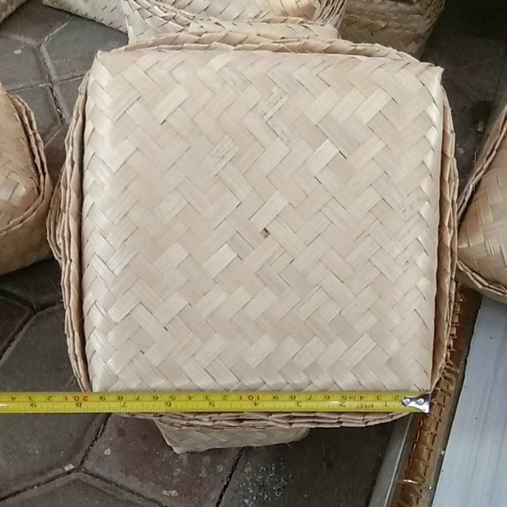 besek bambu 20x20 sepasang grosir besek box nasi dan kotak Hampers