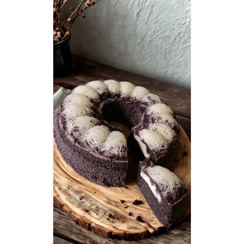 

Bolu Ketan Hitam Isi Keju Lumer Premium Butter (Tanpa PO)