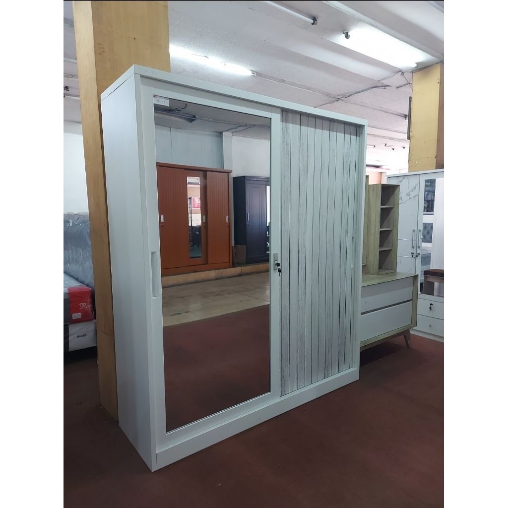 Lemari Pakaian Besi 2 Pintu Sliding Jumbo Cermin - Rak Baju Besi Pintu Geser