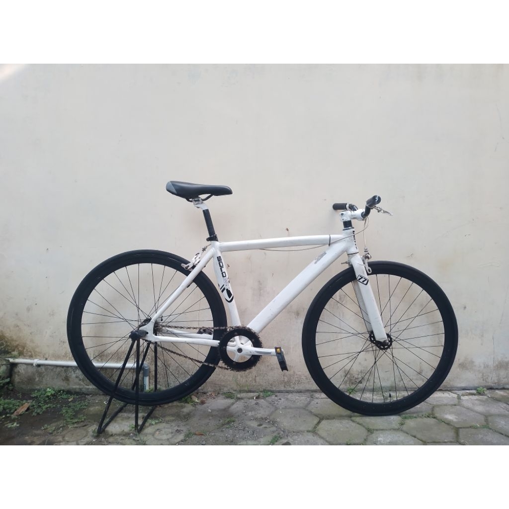 Sepeda Fixie Soloist 77