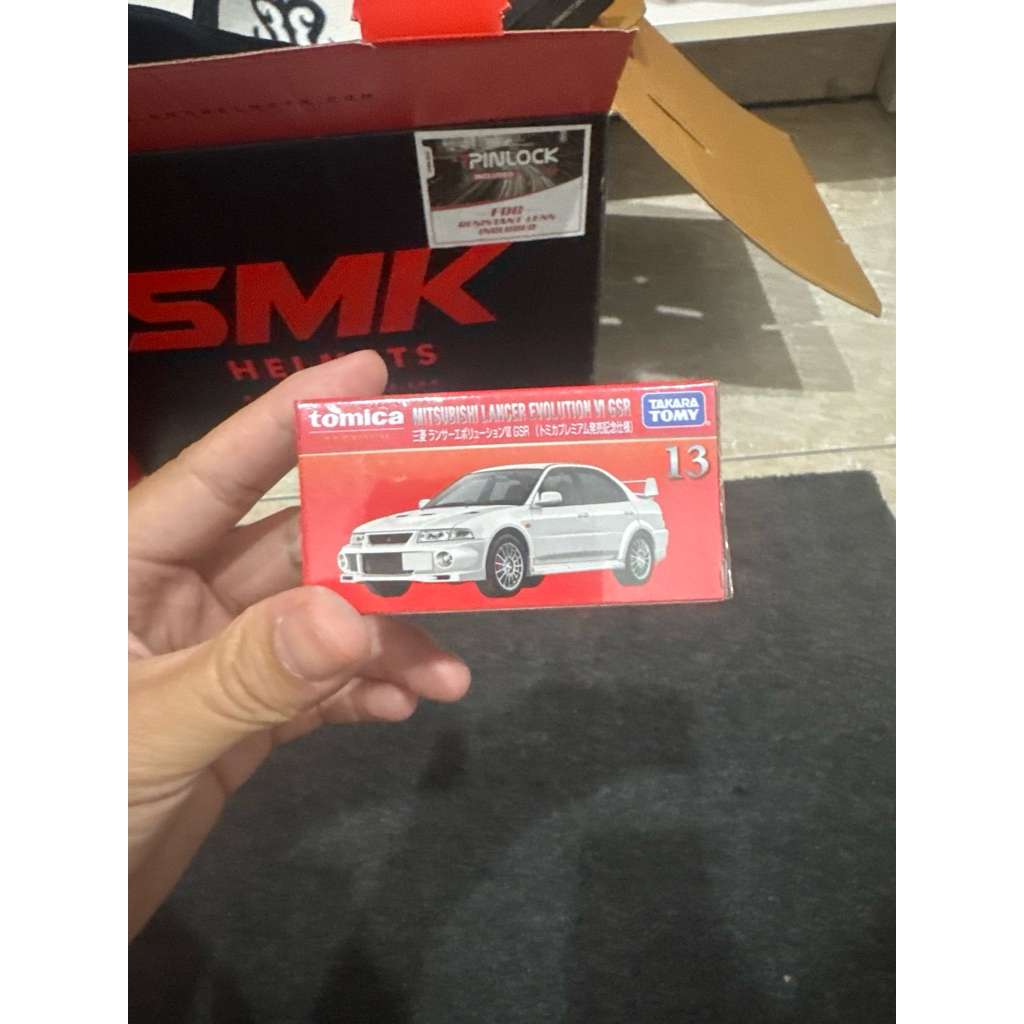 Tomica Premium Mitsubishi Lancer Evolution 6 GSR Putih