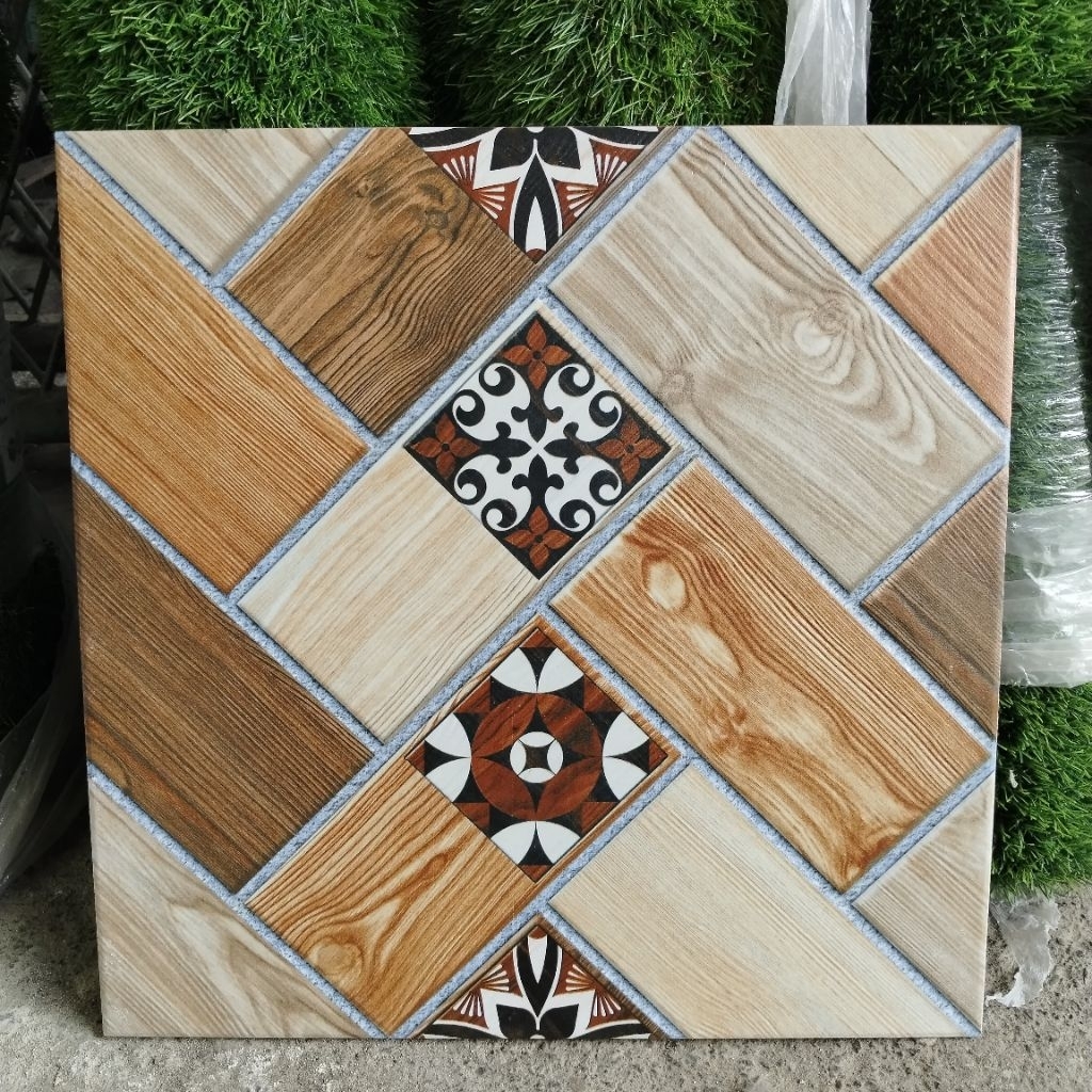 KERAMIK 40X40 MATT COKLAT MOTIF URAT KAYU BATIK