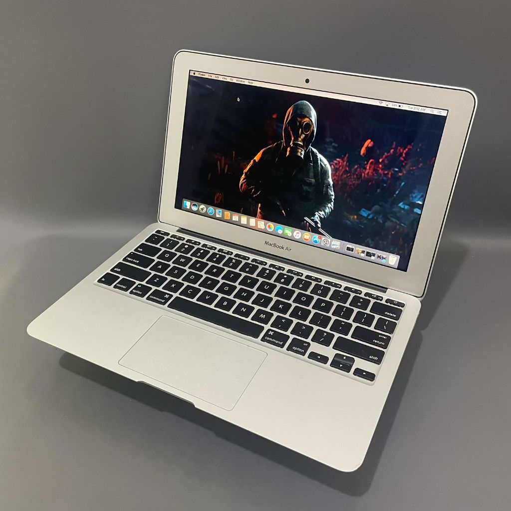 Macbook air 2013/2014/2015 11 inch Ram 4/8 SSD 256 GB intel core i5 second Original