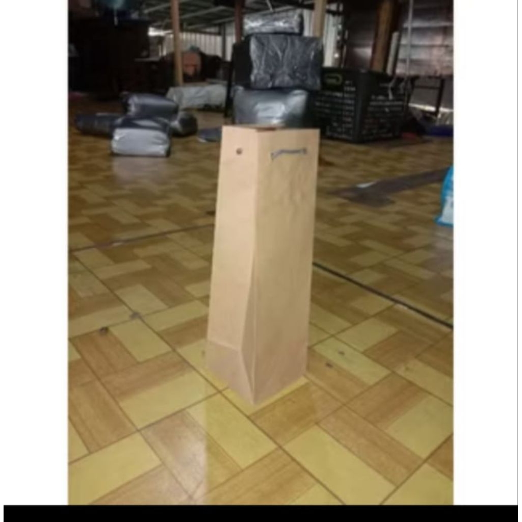 

PAPERBAG SOVENIR BOTOL, PAYUNG, SNACK ,KRUDUNG , DLL ISI 12PCS