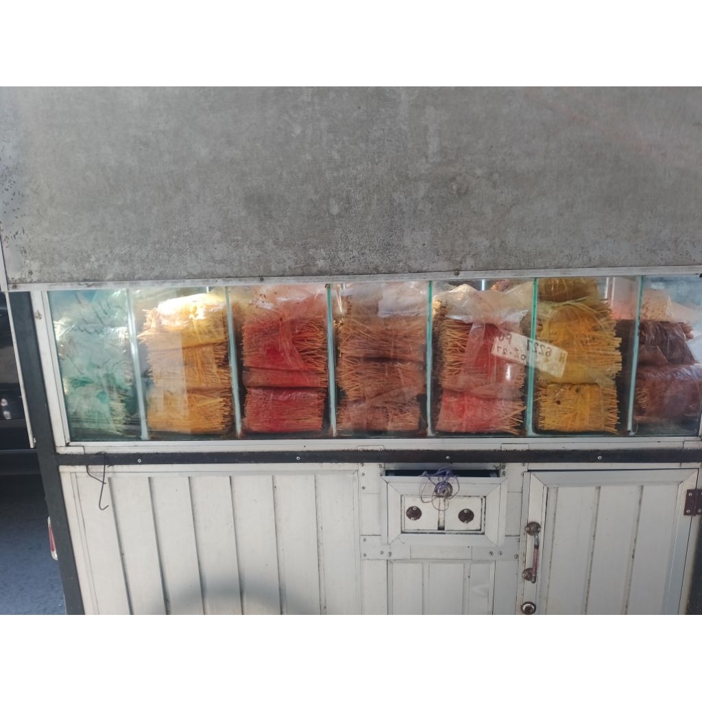 

MIE LIDI ANEKA RASA RANDOM