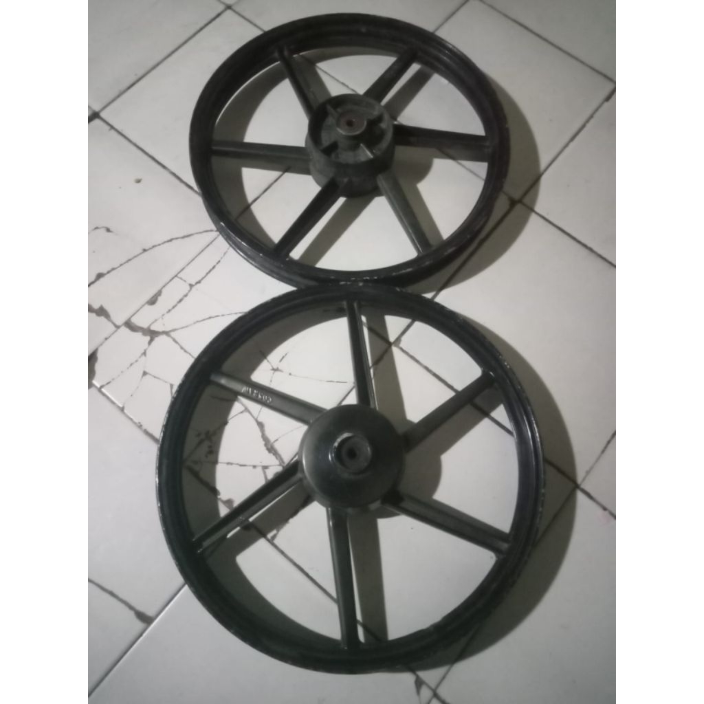 Velg pelek resing palang 6 merik condead Pemakaya Supra x lama PNP gerad