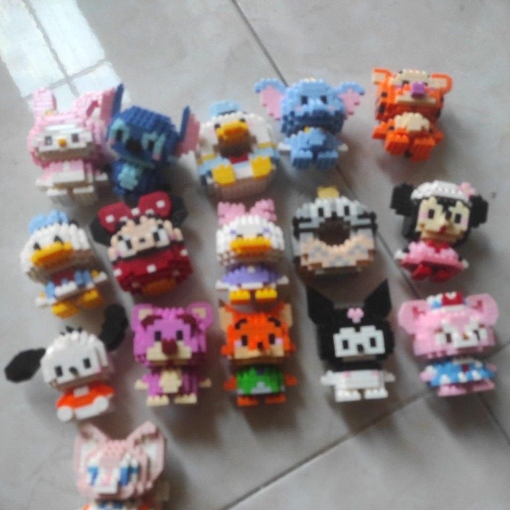 

briks aneka karakter (SUDAH JADI)