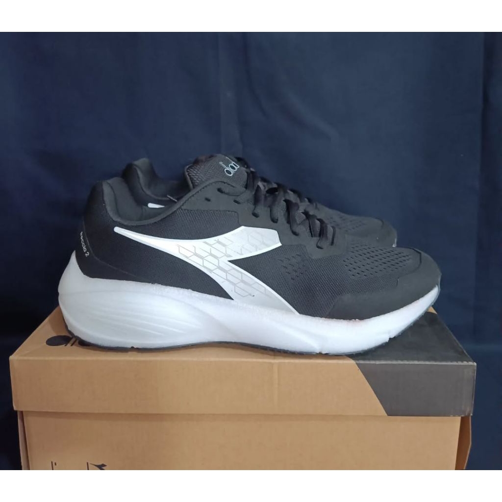 SEPATU RUNNING, GYM, CASUAL