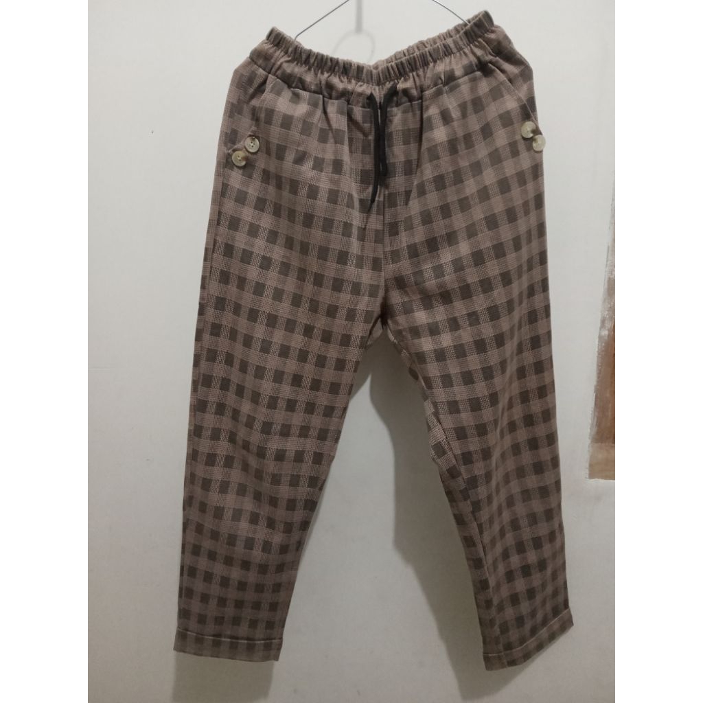 PRELOVED GAMIS/MIDI DRESS WANITA SECOND BAHAN MONALISA MOTIF BUNGA