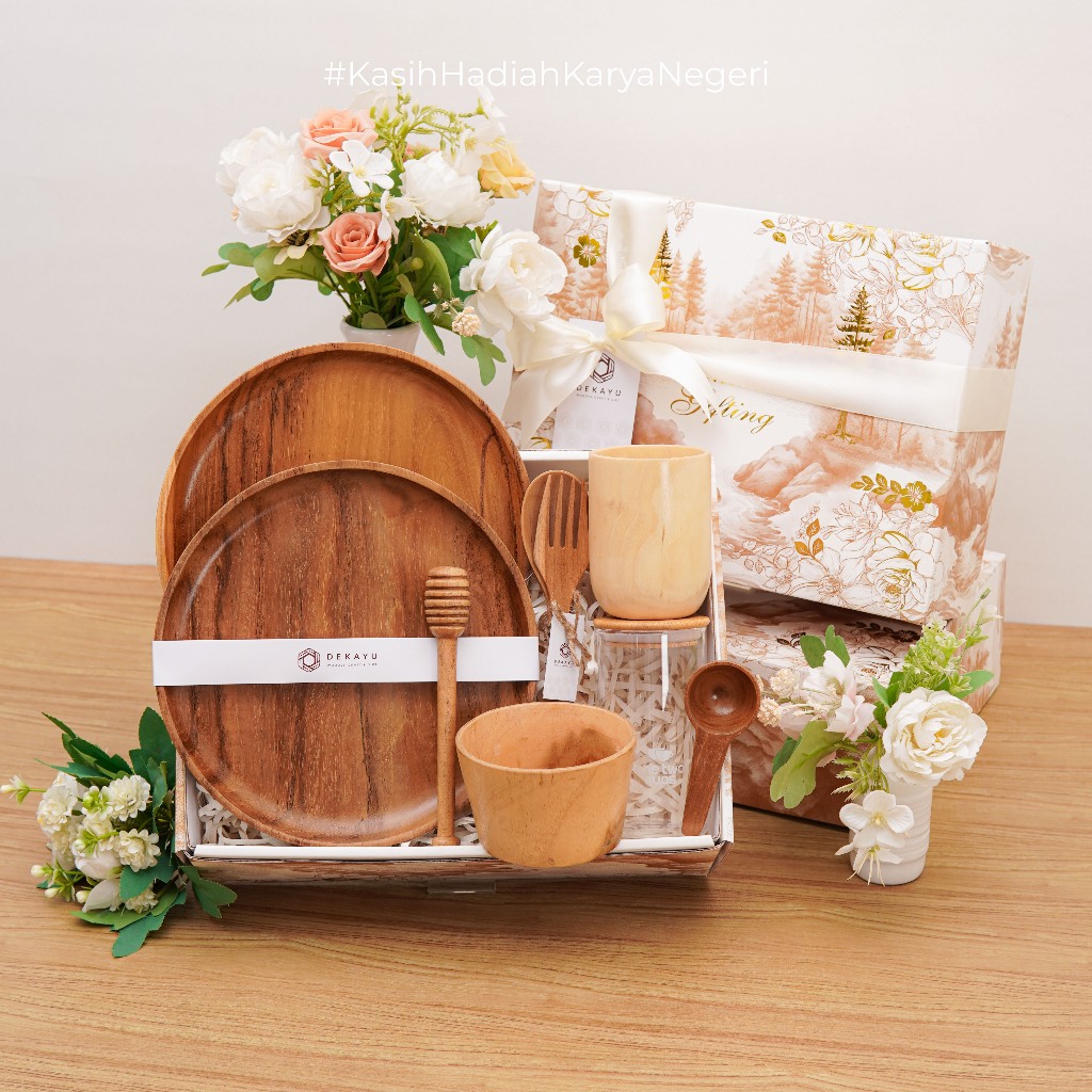 Hampers Birthday Megani Dekayu Kado Pernikahan | Kado Ulang Tahun | Gift Wisuda | Purna Tugas | Kado