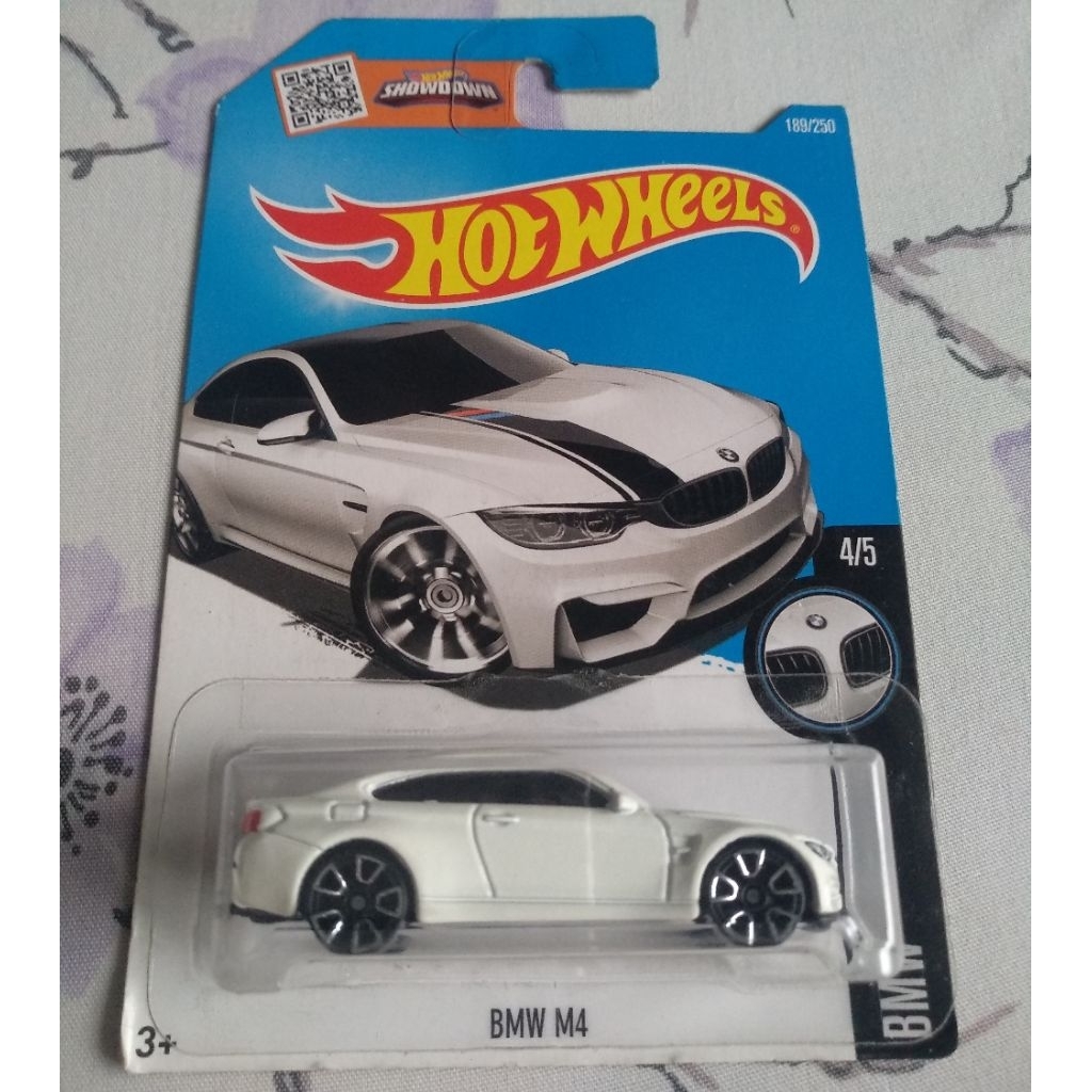 Hot Wheels BMW M4 - white