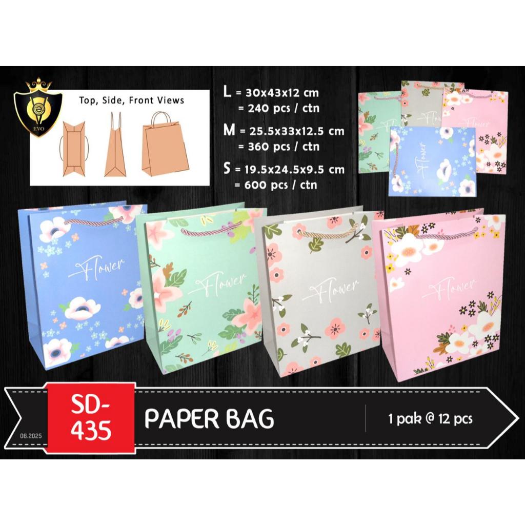 

shopping bag herman esco ukuran s ( 18x23x10 ) m ( 26x32x12) atau L ( 31x41x12) harga satuan warna RANDOM tas hampers tenteng import